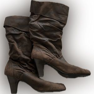 Women’s size 10 brown boots